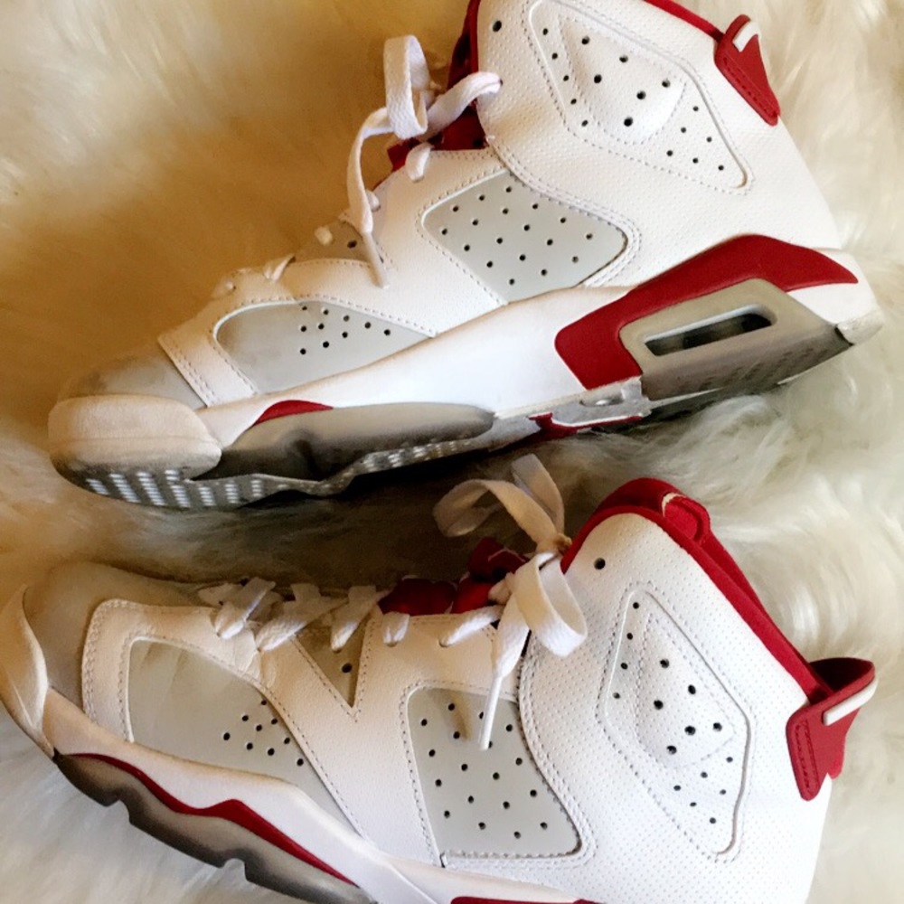 Air Jordan VI "alternate"